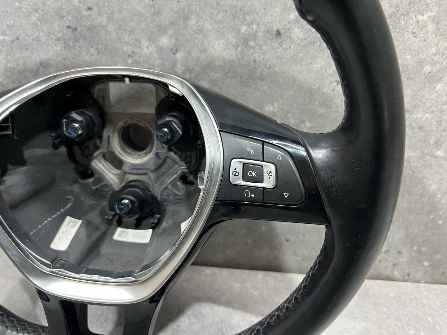 Руль Volkswagen Jetta 6 рест. 162 2016 - миниатюра 7