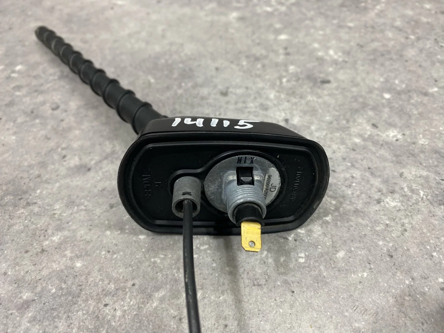 Антенна Kia Ceed 2 JD 2013 96205A2000 - миниатюра 6