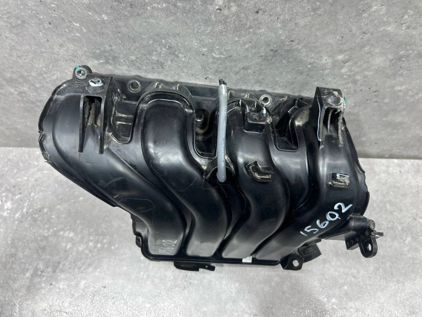 Впускной коллектор Kia Cerato 3 YD 2014 283102B800 - миниатюра 2