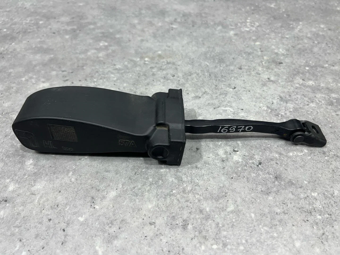 Ограничитель открывания двери задней Volkswagen 1 - миниатюра 4