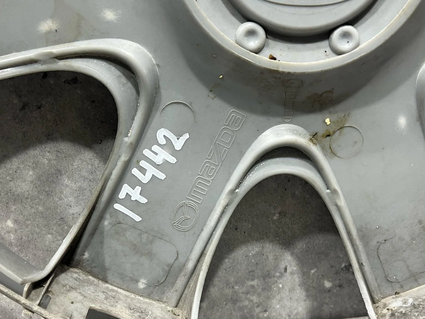 Колпак колесный Mazda 3 2 BL 2009 GJ6R37170 - миниатюра 9