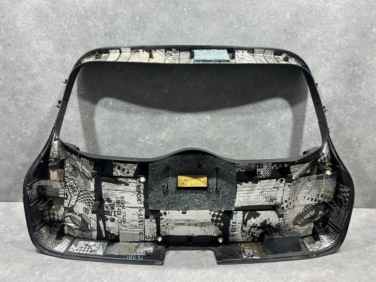 Обшивка двери багажника Nissan Qashqai J11 2017 - миниатюра 7