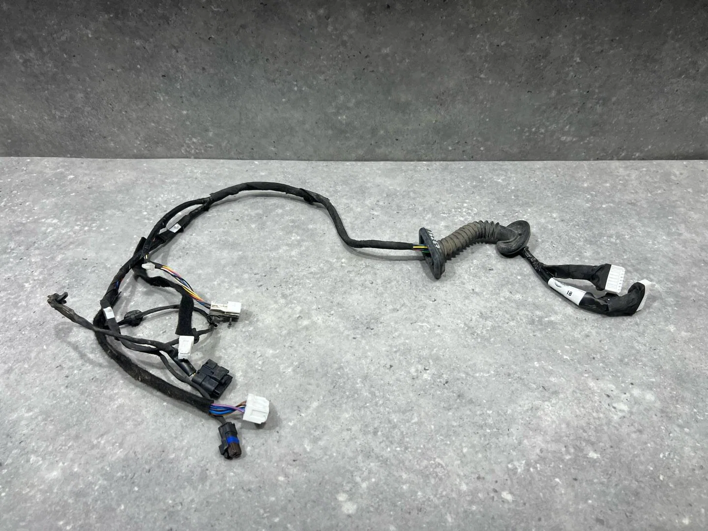 Проводка двери передней правой Nissan Qashqai J11 - изображение 1