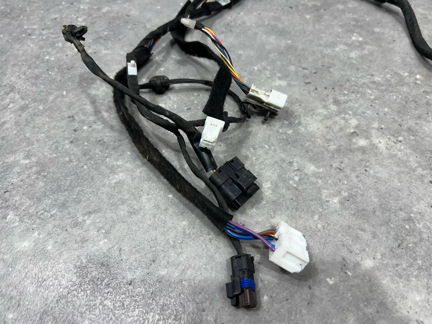 Проводка двери передней правой Nissan Qashqai J11 - миниатюра 2