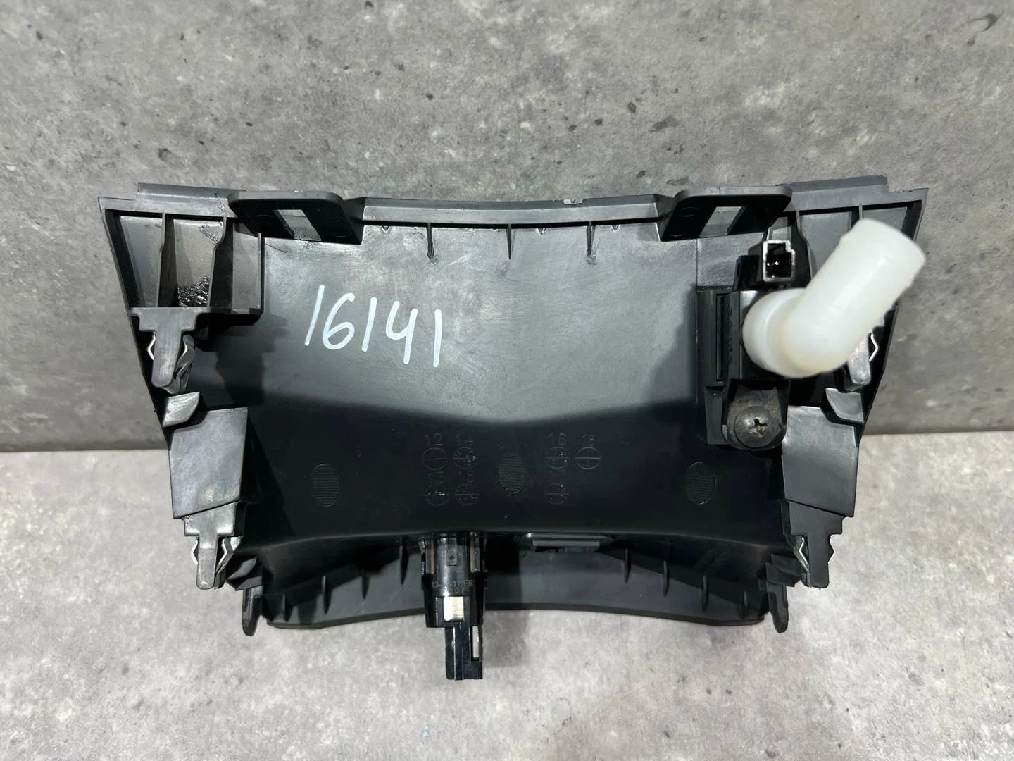 Накладка на торпедо (консоль) Nissan Qashqai J11 - миниатюра 5