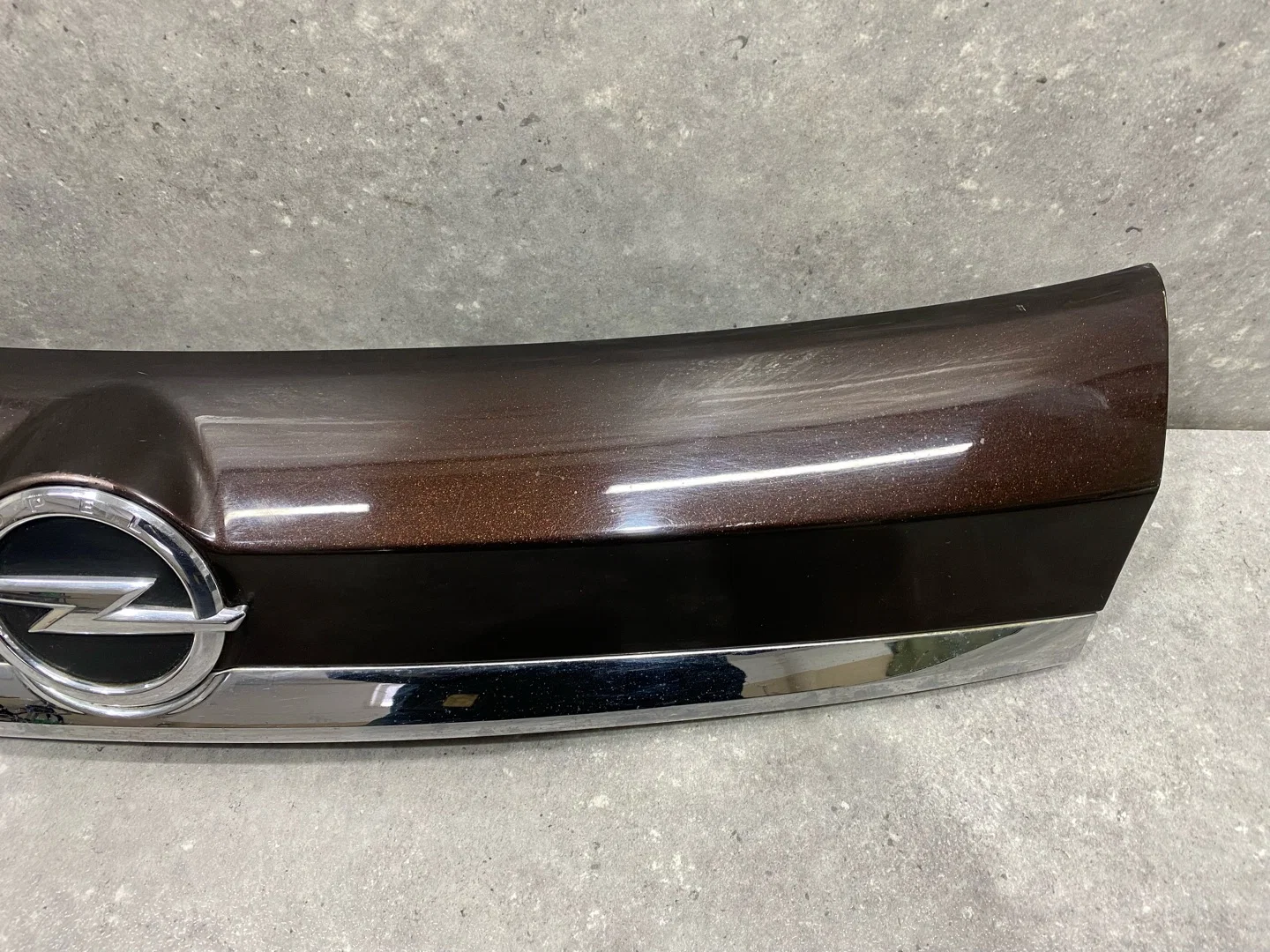 Накладка крышки багажника Opel Mokka 1 J13 2014 - миниатюра 6