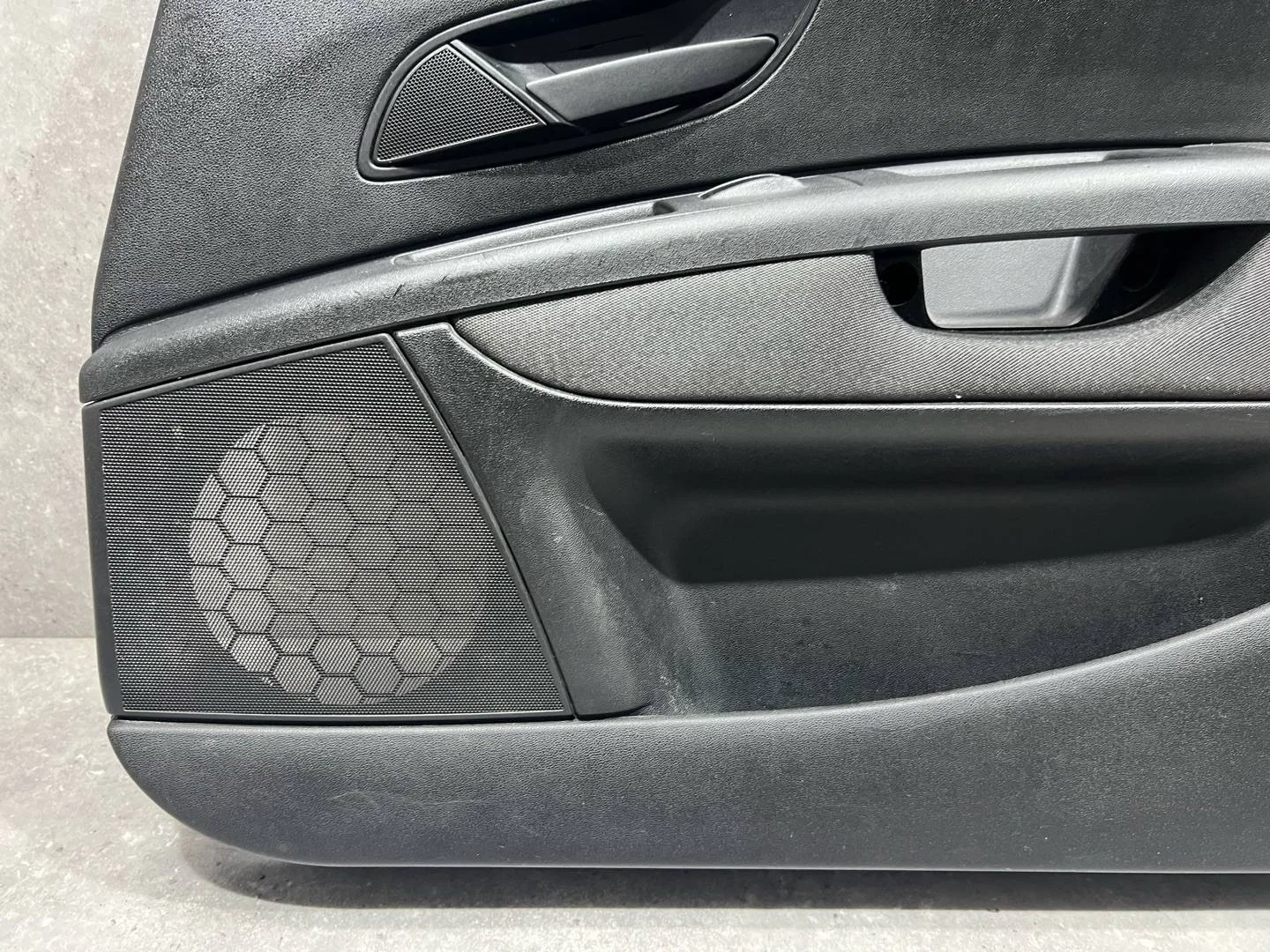 Обшивка двери передней правой Fiat Punto 735448235 - миниатюра 6