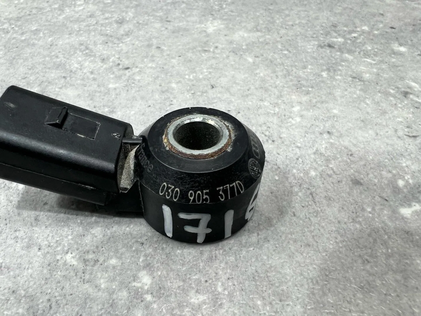 Датчик детонации Volkswagen Taos 1 2021 030905377C - миниатюра 5