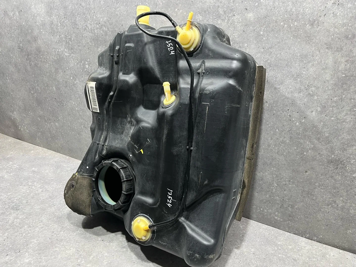 Топливный бак Mazda 3 2 BL 2009 BBW142110B - миниатюра 3