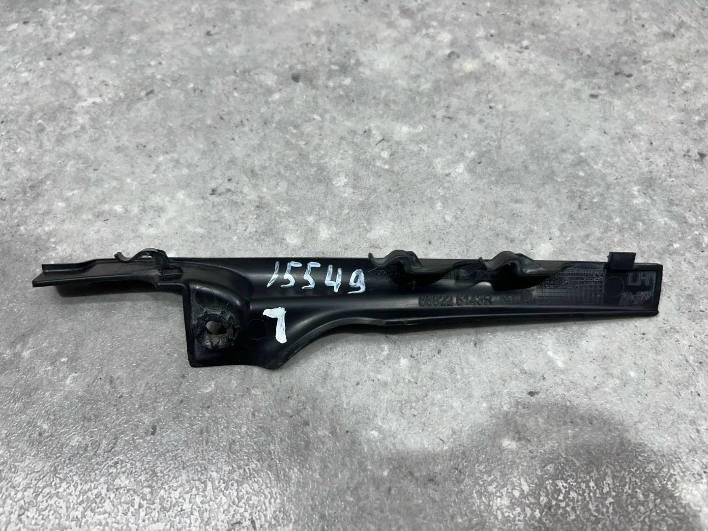 Уголок жабо Renault Logan 2 L8 2018 668220167R - миниатюра 4