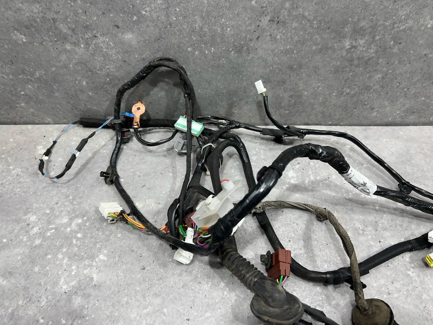 Проводка салона Nissan Qashqai J11 2017 24017BM95C - миниатюра 2