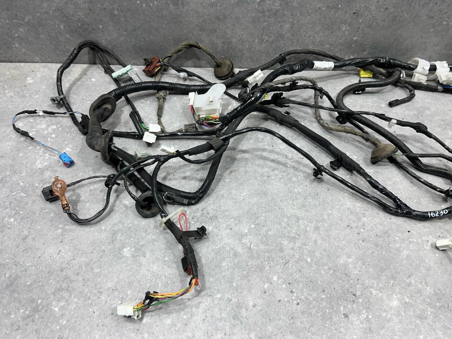 Проводка салона Nissan Qashqai J11 2017 24017BM95C - миниатюра 6