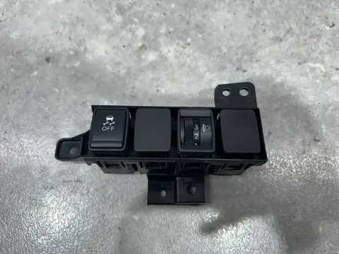 Блок кнопок Nissan Qashqai J11 2017 251454CL0A