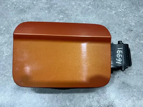 Лючок топливного бака Volkswagen Taos 1 2021