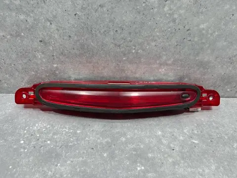 Дополнительный стоп-сигнал Mazda 3 2 BL 2009