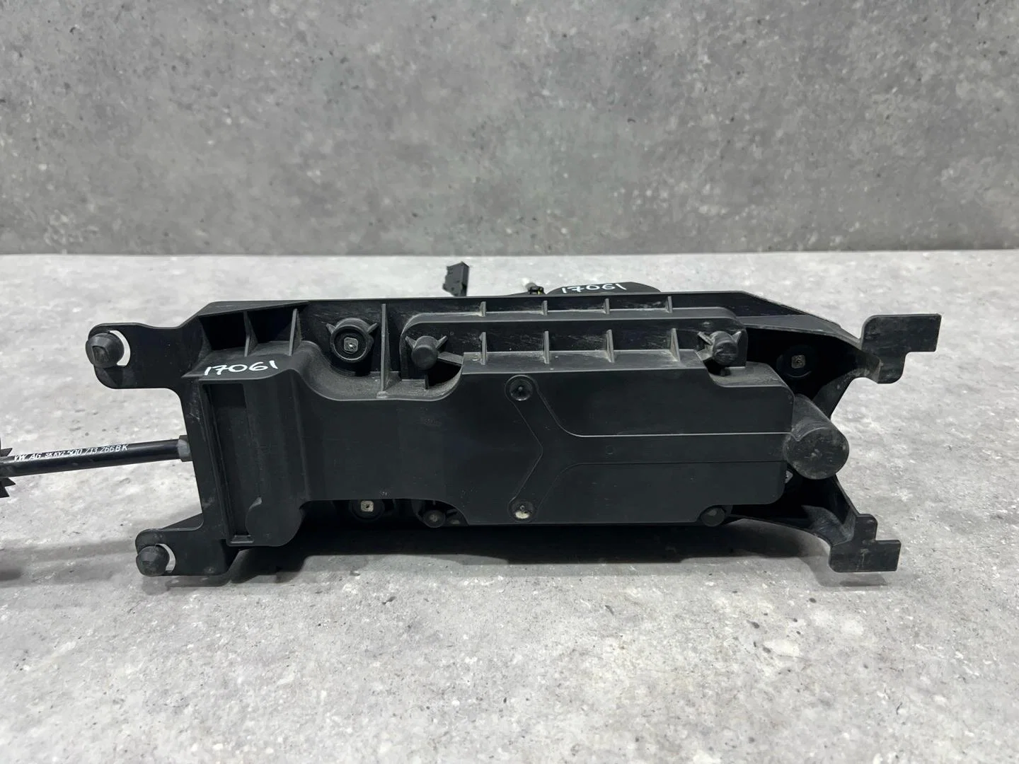 Кулиса КПП Volkswagen Taos 1 2021 5Q1713023CA - миниатюра 5
