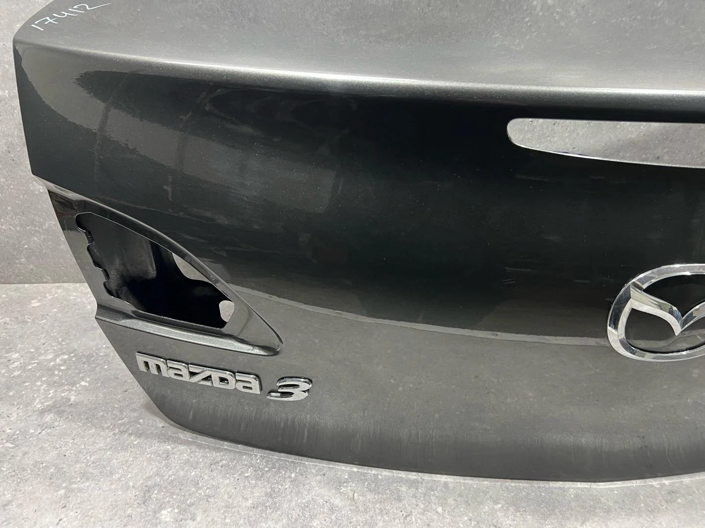 Крышка багажника Mazda 3 2 BL 2009 BBY45261XC - миниатюра 5