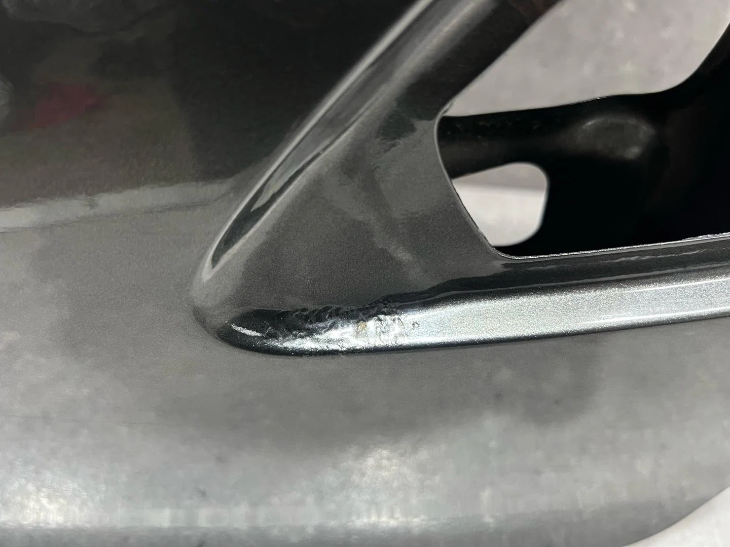 Крышка багажника Mazda 3 2 BL 2009 BBY45261XC - миниатюра 8