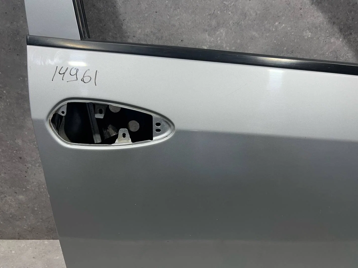 Дверь передняя правая Fiat Punto 3 Grande Punto - миниатюра 4