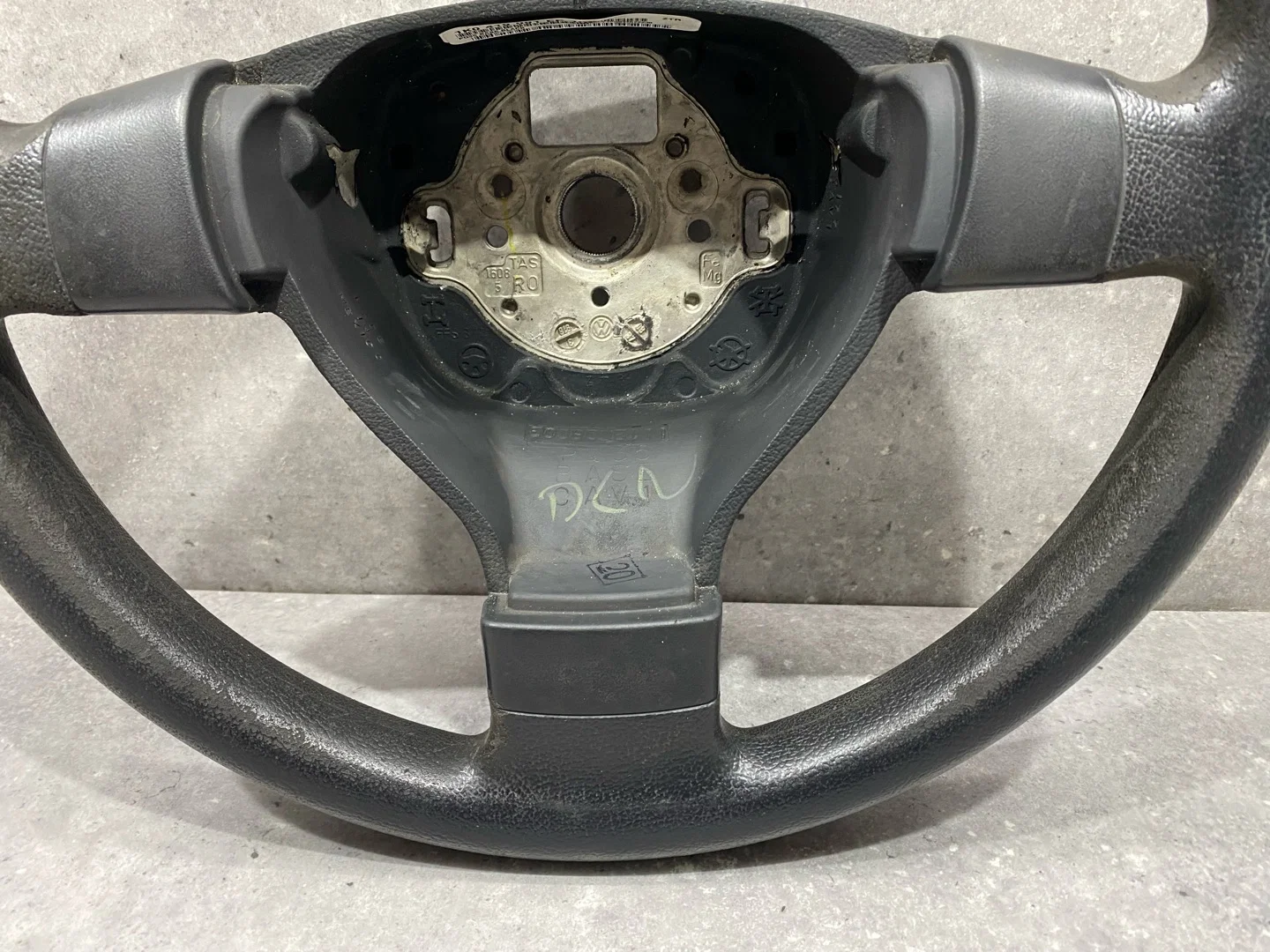Руль Volkswagen Jetta 5 1K2 2009 1K0419091CN1QB - миниатюра 5
