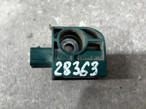 Датчик airbag Suzuki SX4 1 YA21S 2008 3893080J00