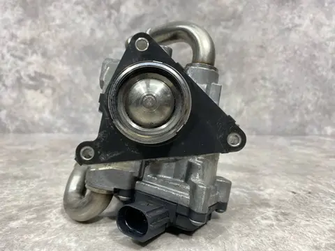Клапан EGR Volkswagen Passat B8 3G5 2018