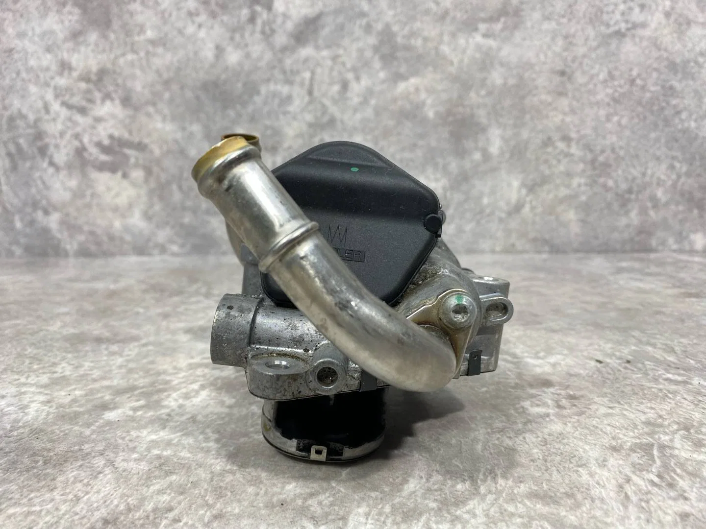 Клапан EGR Volkswagen Passat B8 3G5 2018 - миниатюра 6