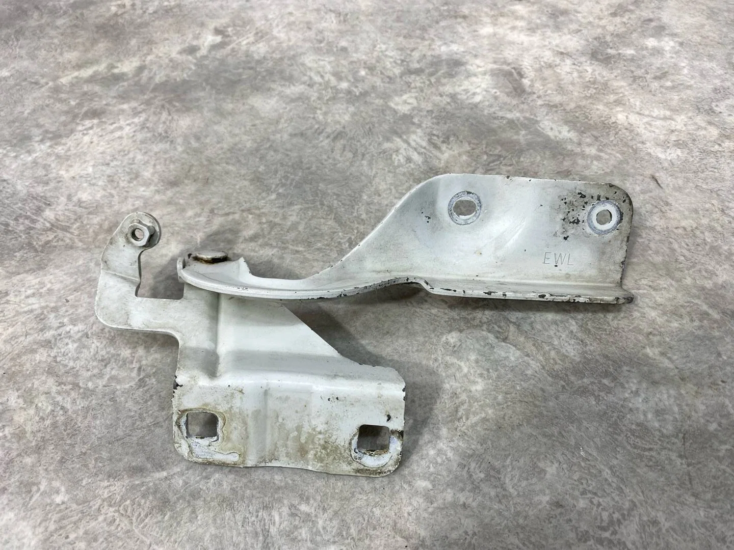Петля капота левая Nissan Almera G15 2014 - миниатюра 4