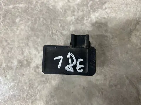 Датчик airbag Hyundai Solaris 1 RB 2011 959301R000