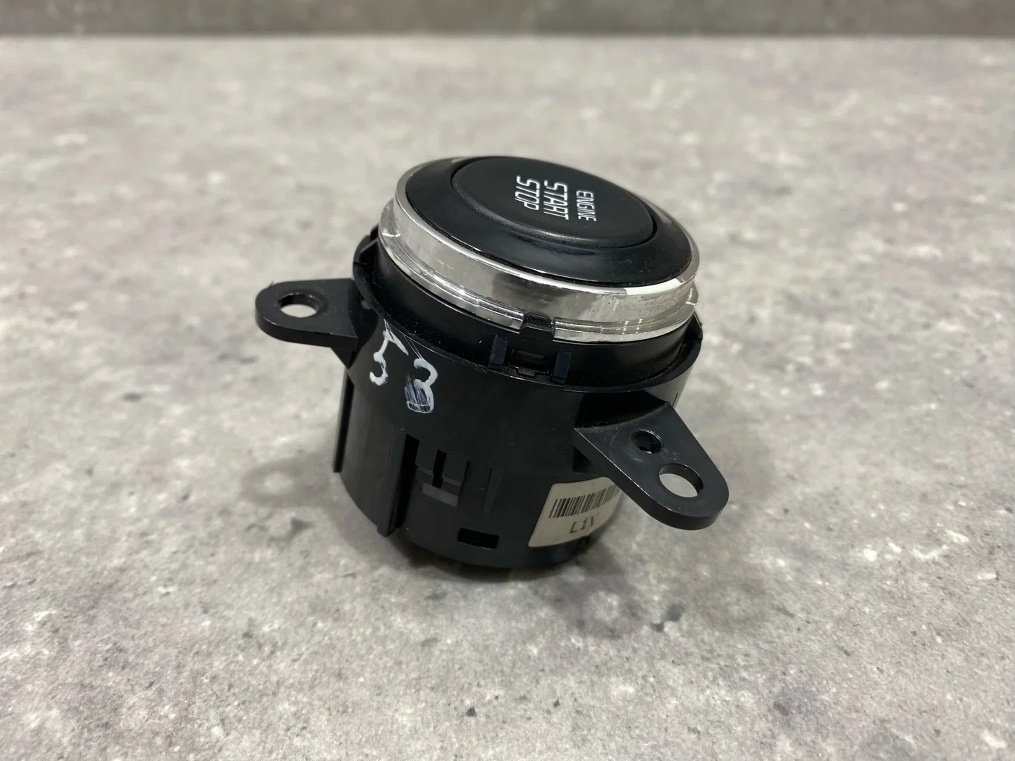 Кнопка запуска двигателя Kia Ceed 2 JD 2013 - миниатюра 3