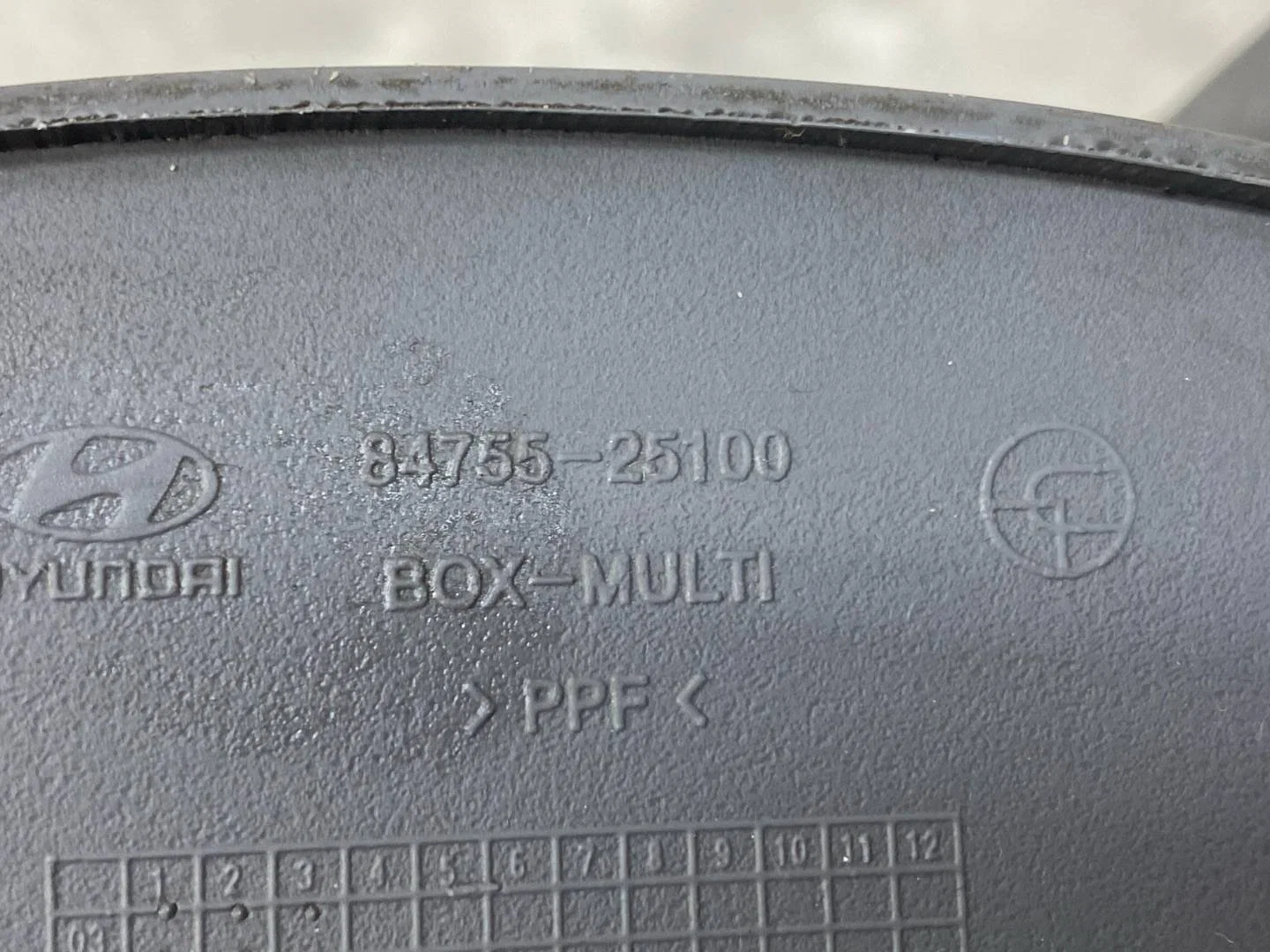 Бардачок Hyundai Accent 2 LC 2005 8475525100LT - миниатюра 5