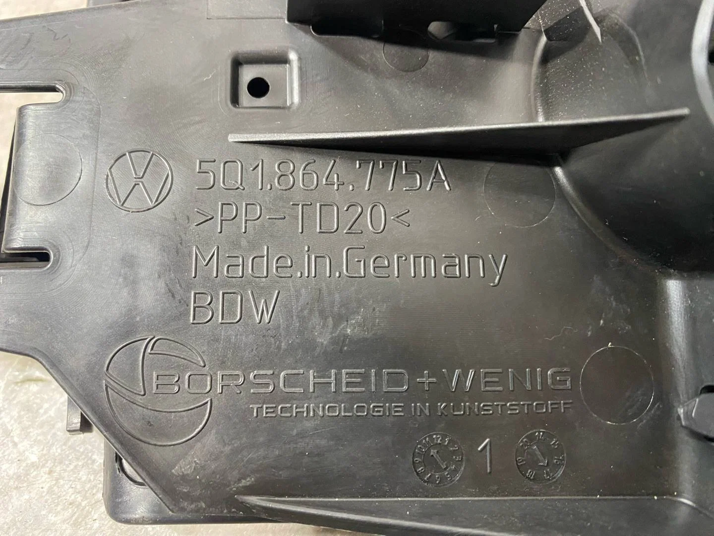 Подножка Volkswagen Passat B8 3G5 2018 5Q1864775A - миниатюра 7