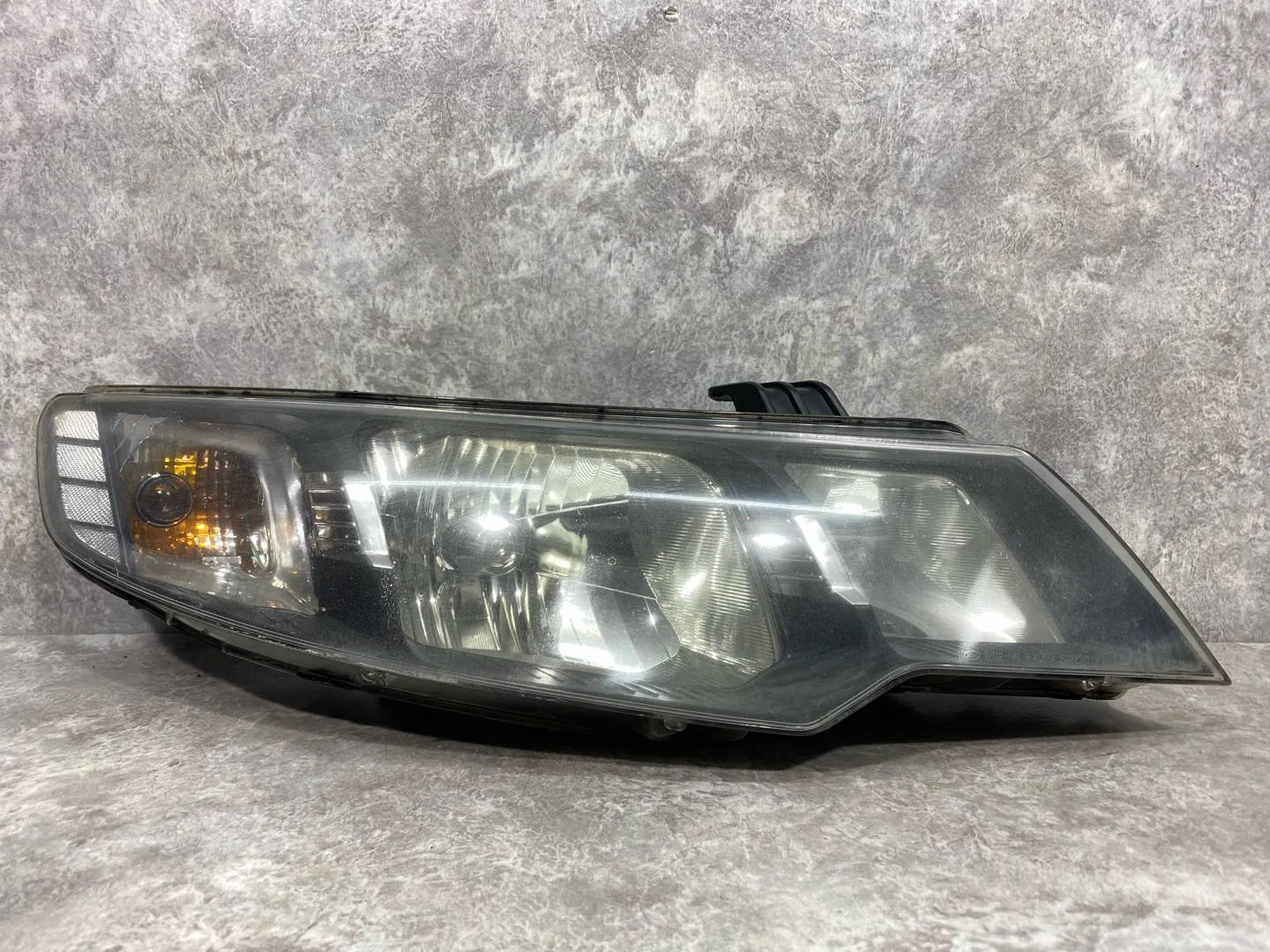 Фара правая Kia Cerato 2 TD 2010 921021M000 - миниатюра 2