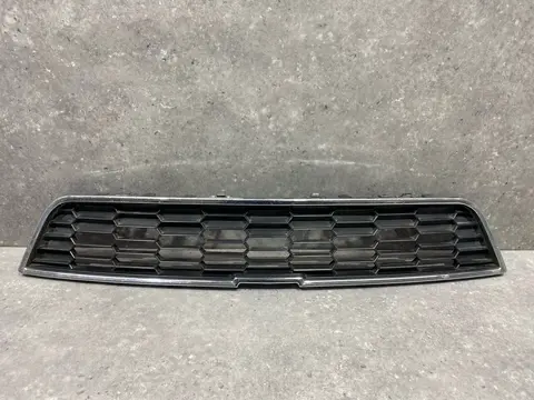 Решетка радиатора Chevrolet Aveo T300 2012