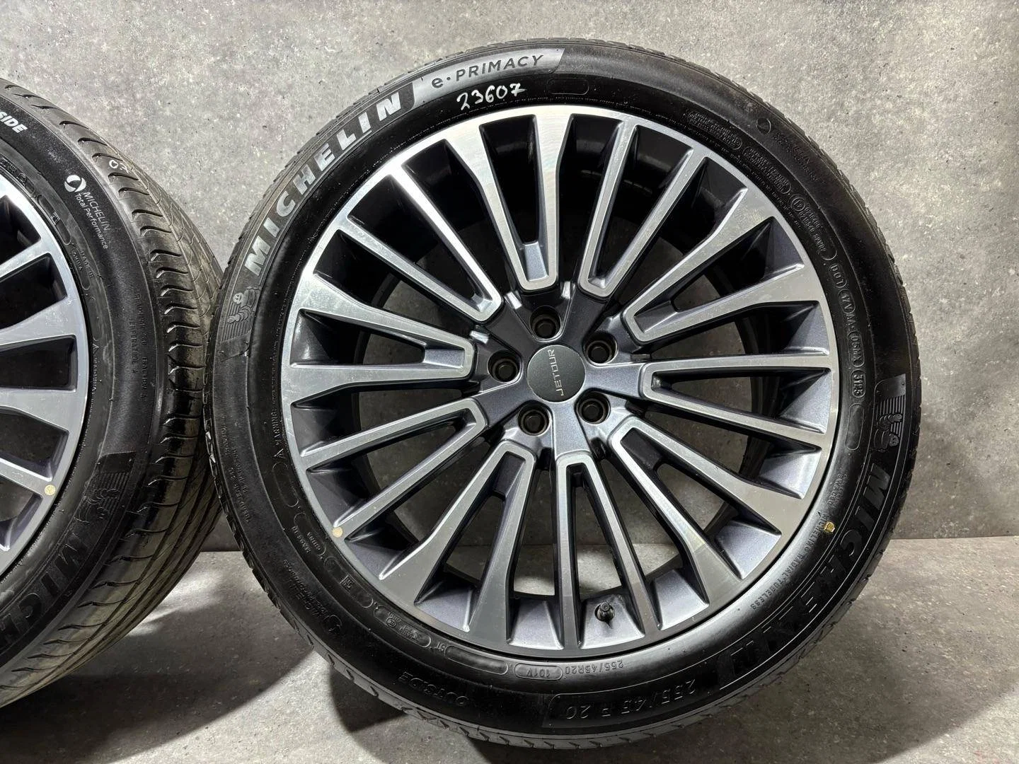 Комплект колес R20x8.5 5x108 (MICHELIN E-Primacy 255/45) - миниатюра 5