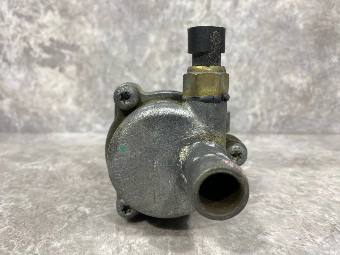 Корпус термостата Datsun on-DO 1 2195 212005PA0A - миниатюра 2