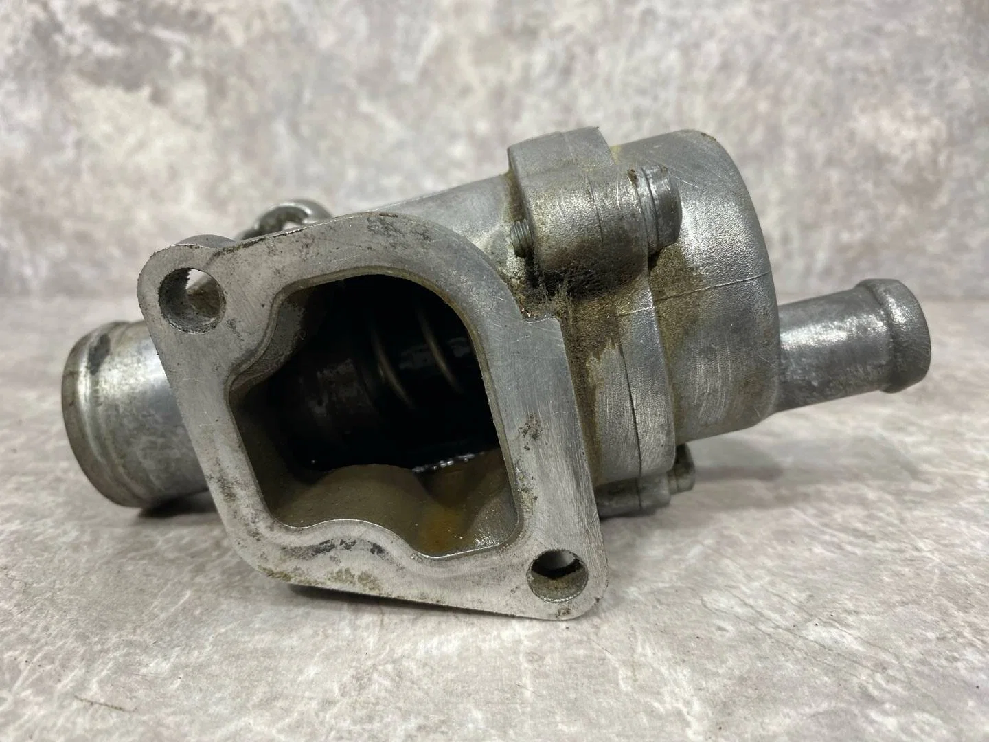 Корпус термостата Datsun on-DO 1 2195 212005PA0A - миниатюра 5