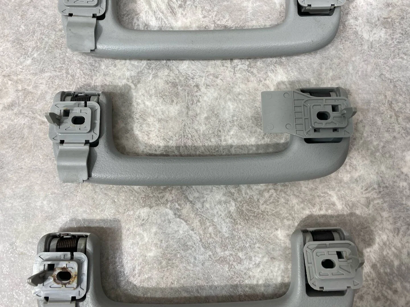 Ручка потолочная Mitsubishi Lancer 10 рест. CY1A - миниатюра 7