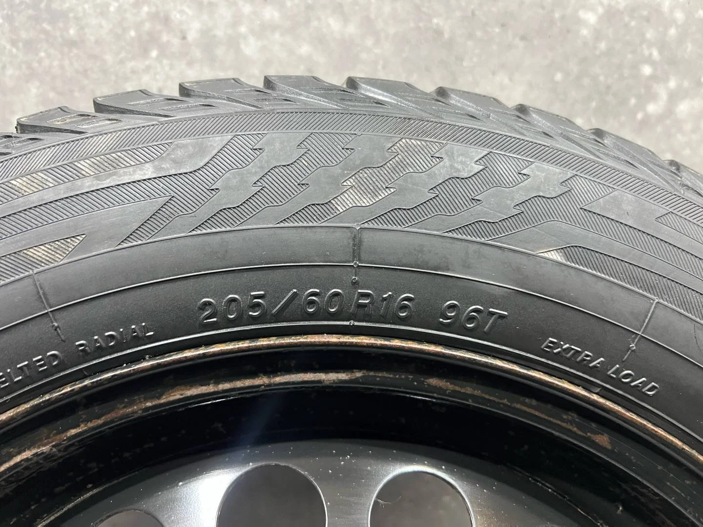 Колесо R16x6.5 5x105 (Yokohama Ice Guard Stud IG35 205/60) - миниатюра 4