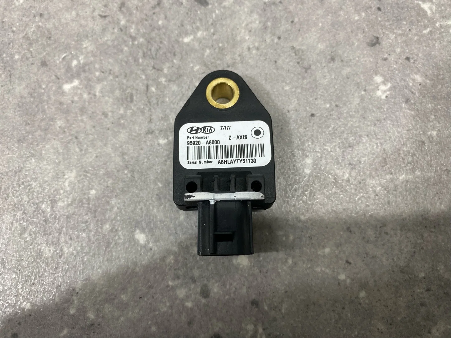 Датчик airbag Kia Ceed 2 JD 2013 95920A6000 - изображение 1