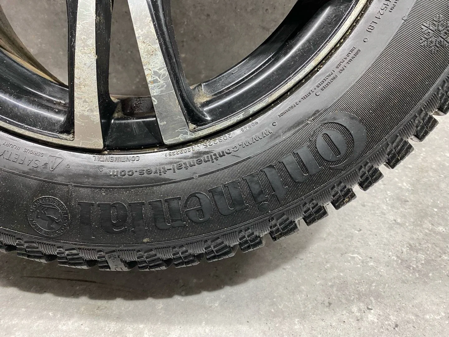 Колесо R15x6 5x112 (Continental IceContact 2 195/65) - миниатюра 2