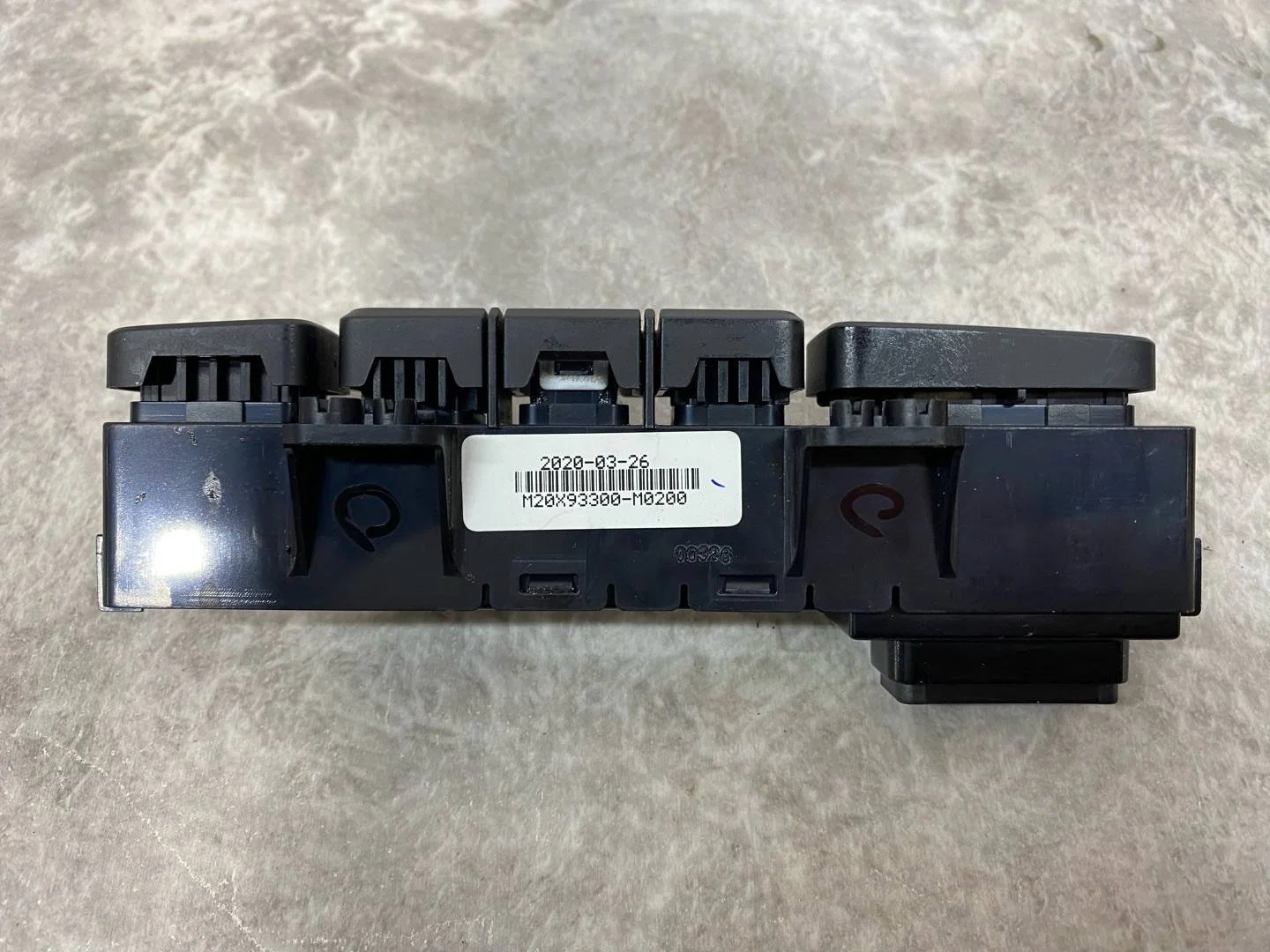 Блок кнопок Hyundai Creta 1 GS 2020 93300M0200 - миниатюра 3