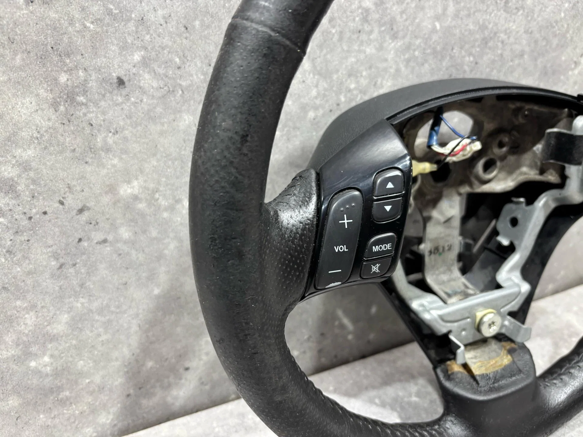 Руль Mazda 3 1 рест. 2006 BP4M32982 - миниатюра 4