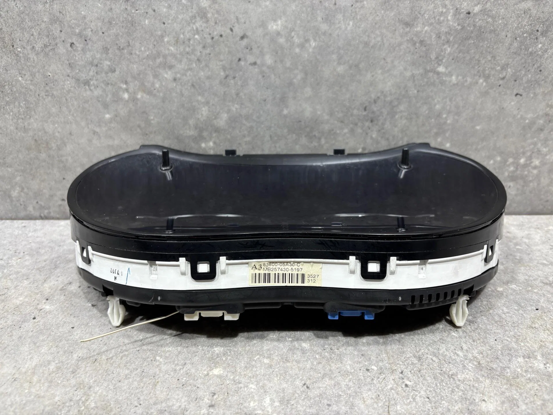 Панель приборов (щиток) Toyota Avensis 8380005A30 - миниатюра 6