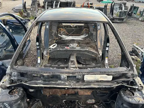 Крыша Toyota Avensis 2 T250 рест. ADT250 2008