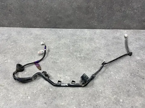 Проводка Toyota RAV4 4 XA40 ASA44 2013 8218342010