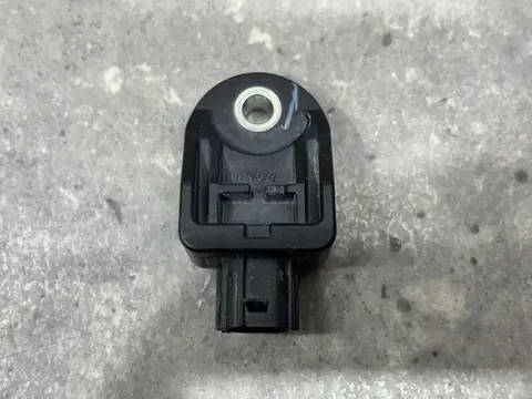 Датчик airbag передний Toyota RAV4 4 XA40 ASA44