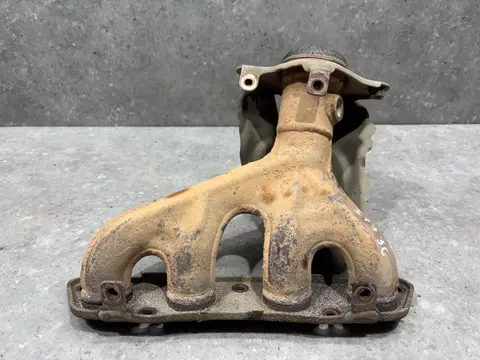 Выпускной коллектор Toyota Corolla 11 E180 NDE180
