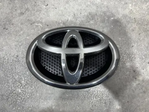 Эмблема Toyota RAV4 4 XA40 ASA44 2013 7530112430