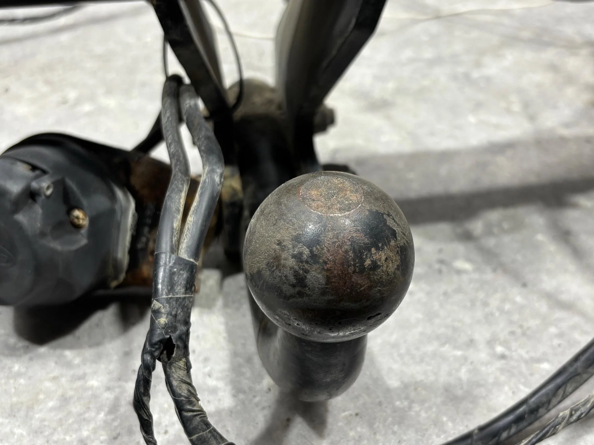 Прицепное устройство (фаркоп) Toyota RAV4 4 XA40 - миниатюра 6